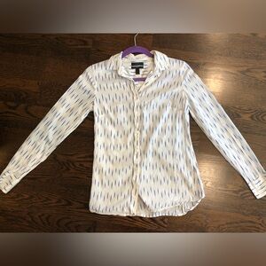 J. Crew Perfect Fit Button Up Blue and White Pattern Shirt